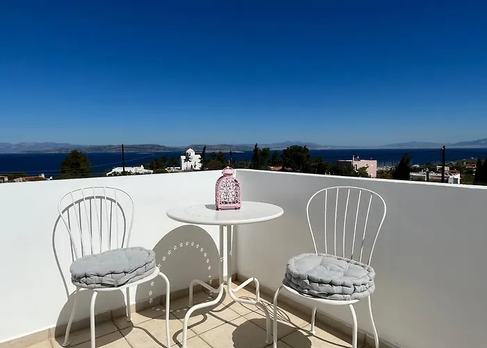 Amalia\'S Summer Home